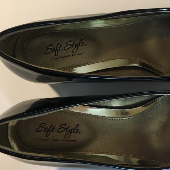 Soft style by Hush Puppies patent leather shoes - Picture 5 of 6